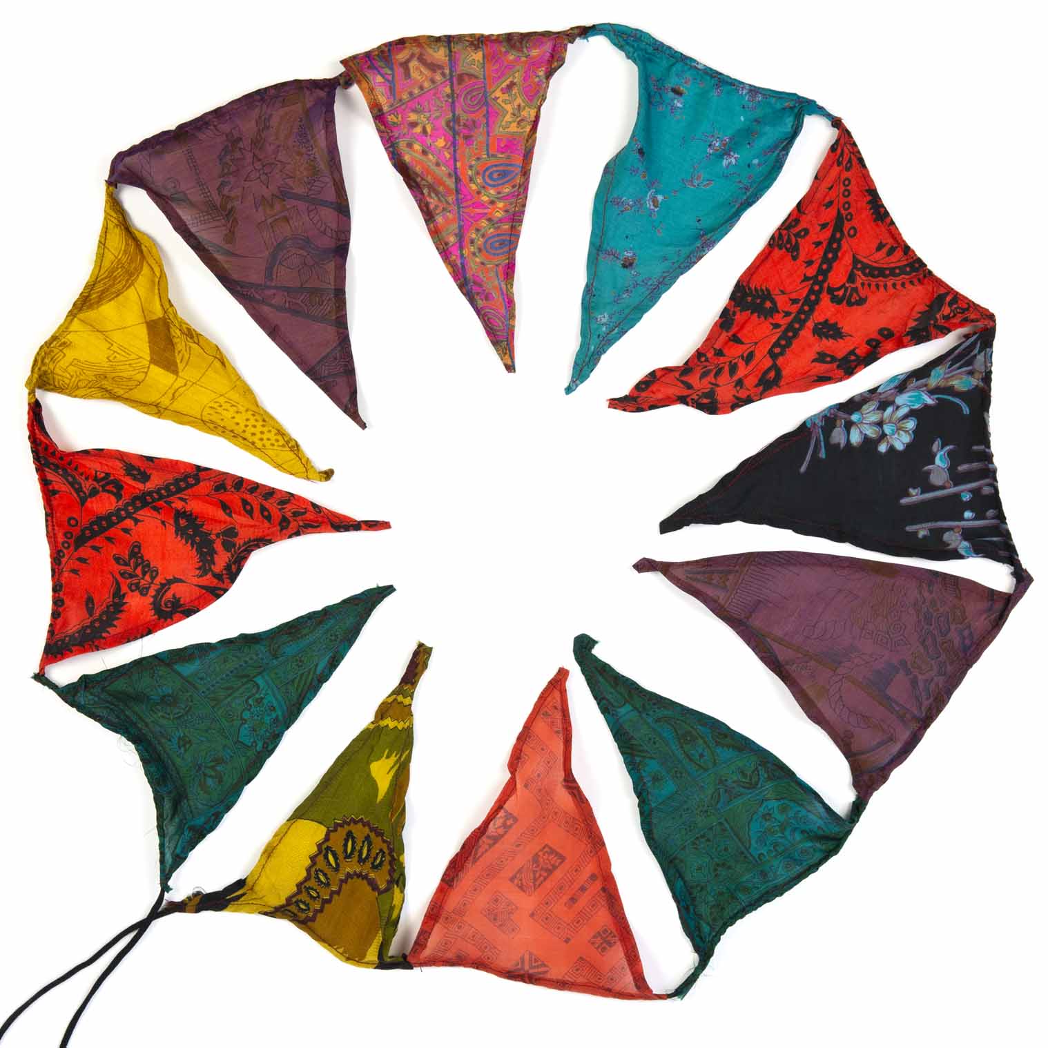 Recycled Sari Bunting - Image 4