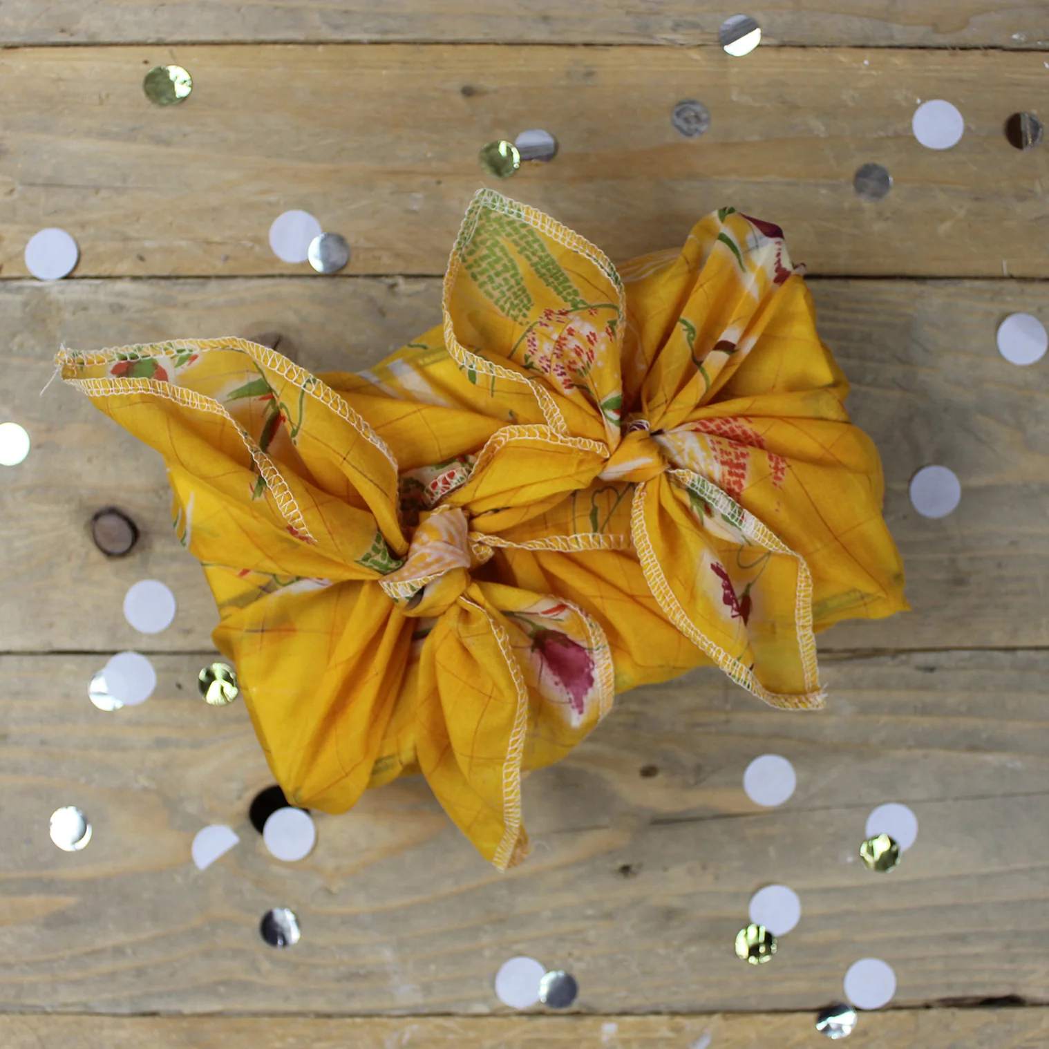 Recycled Sari Fabric Gift Wrap - Image 6