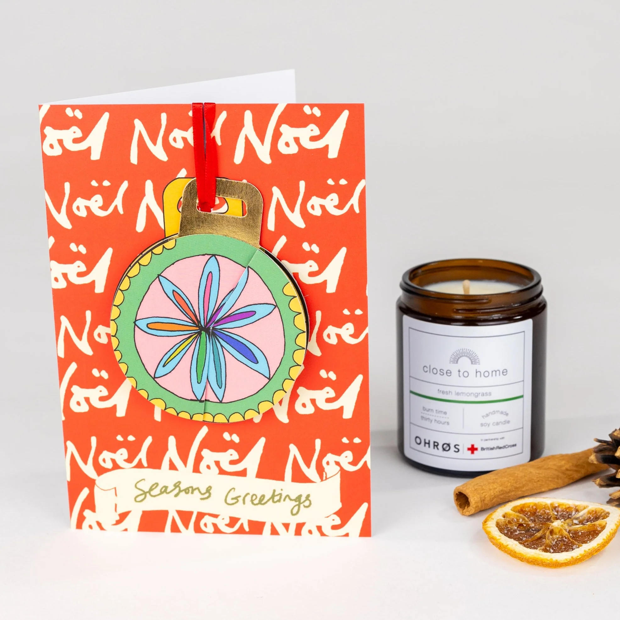 Red Noel | POP-UP Bauble Christmas card with envelope - Image 2