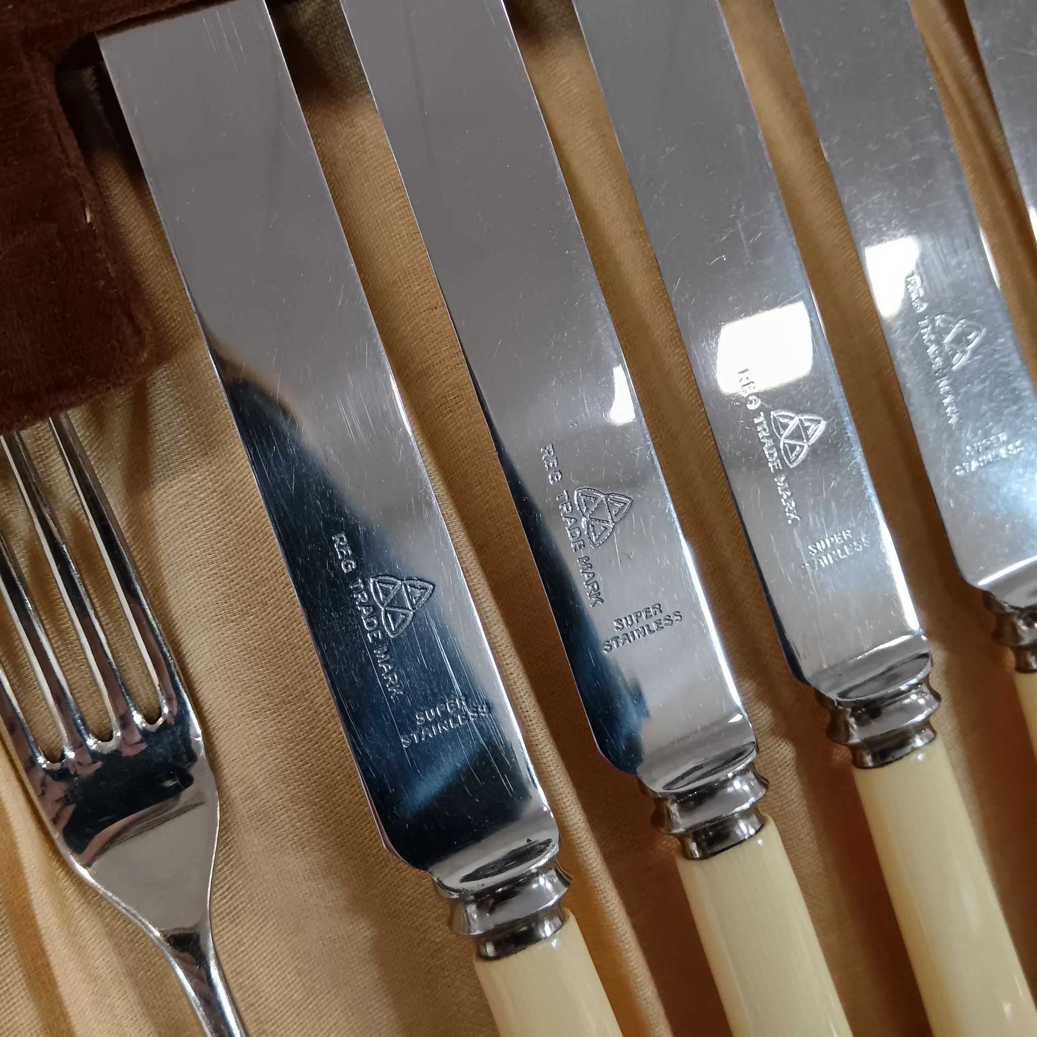 Resilco 26 Piece Cutlery Set Super Stainless Rustless Nickel Silver Sheffield England | Pre-loved - Image 3