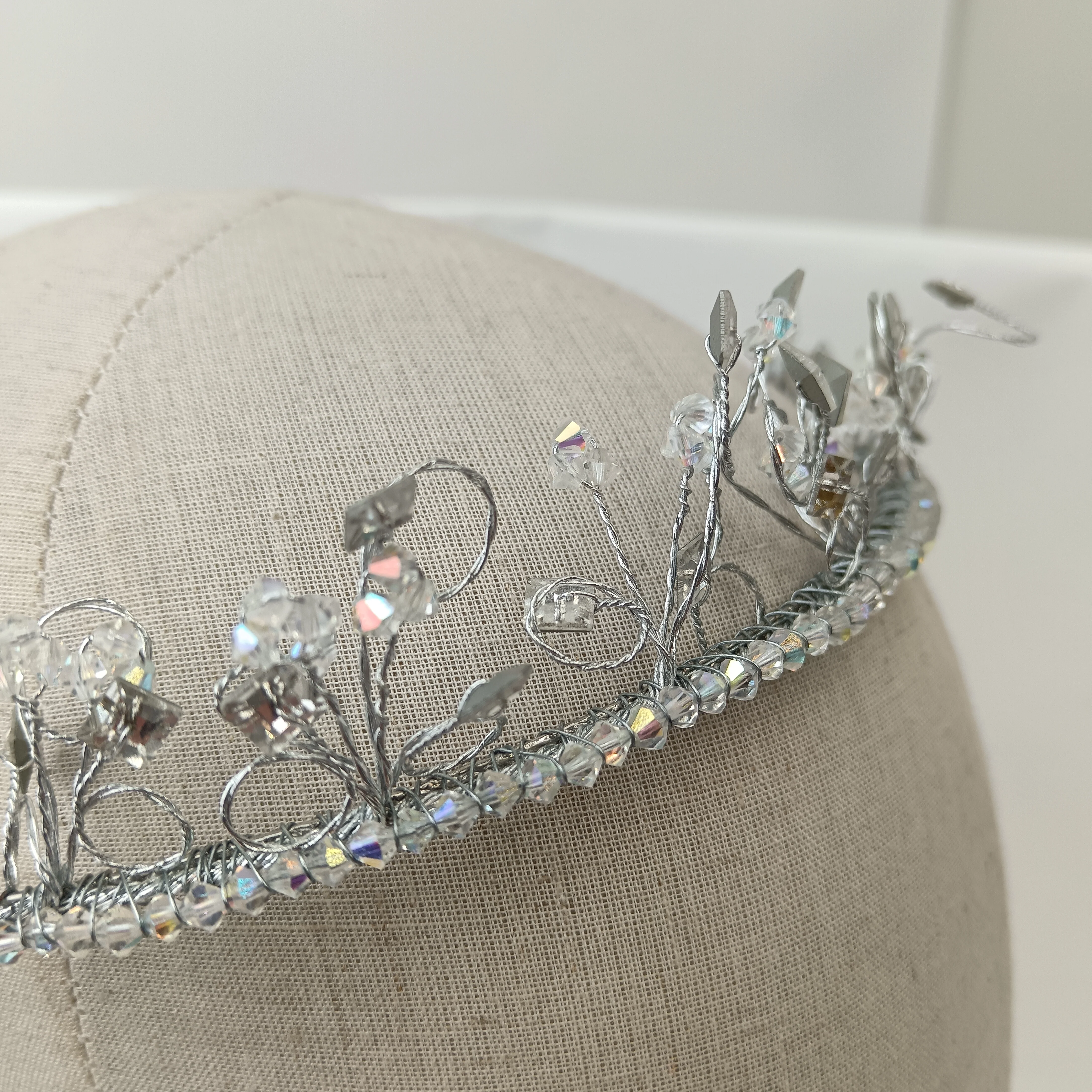 Royal Scott Crystal Hand Cut Lead Crystal Wedding Special Occasion Tiara - Womenswear | Pre-loved - Image 5