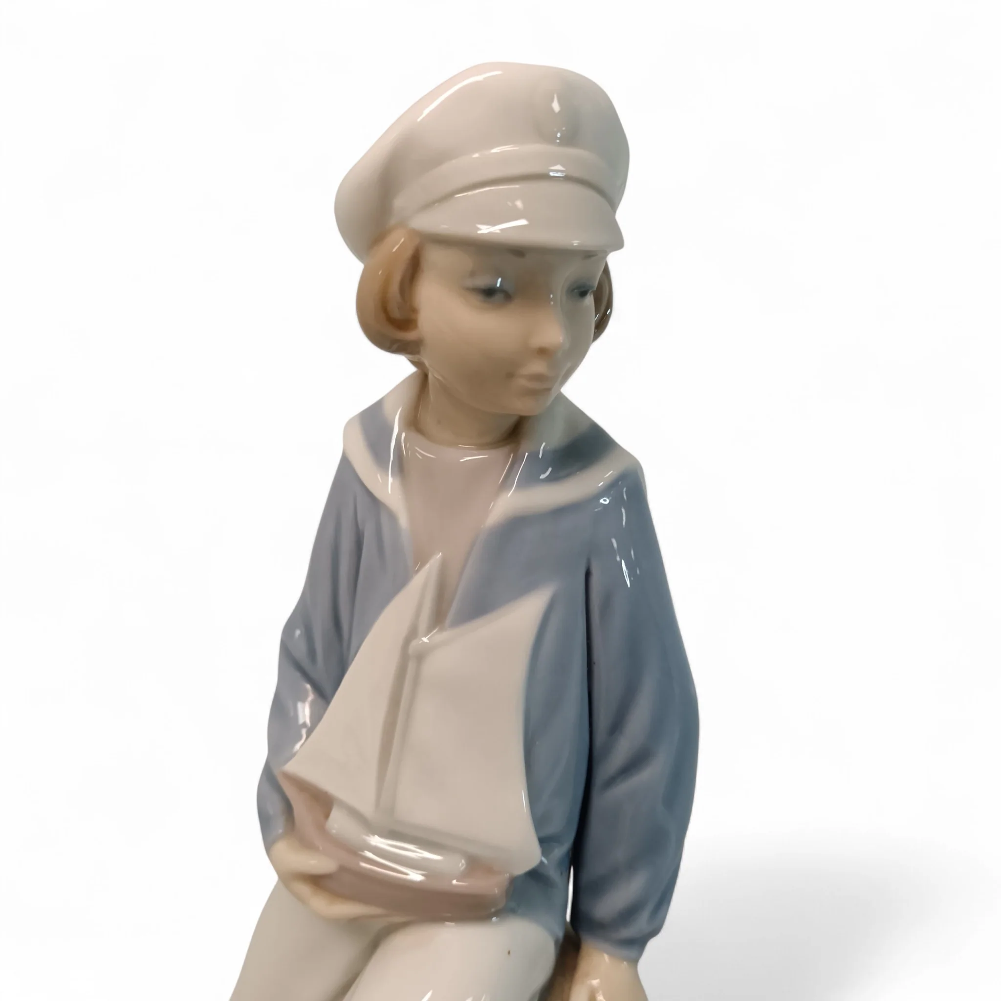 Lladro Porcelain Young Sailor Figurine Boy w/ Sailboat 24cm | Preloved - Image 5