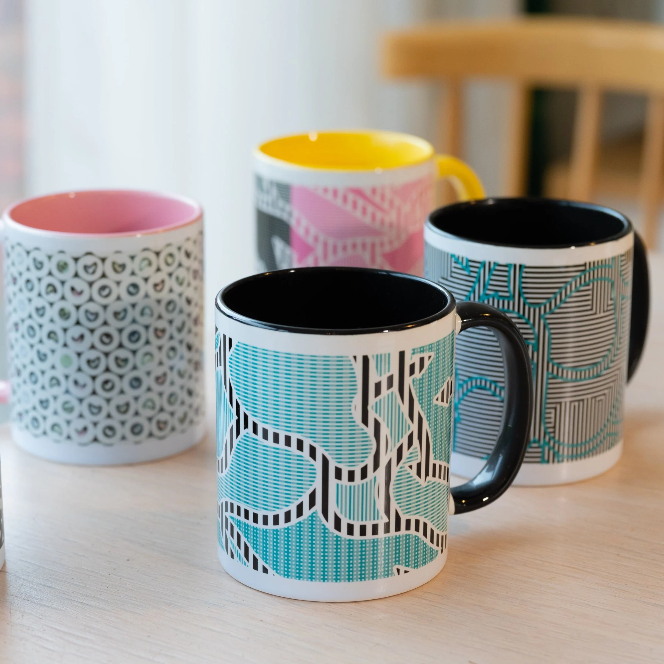 Sue Timney - Blue Arrow Mug - Image 8