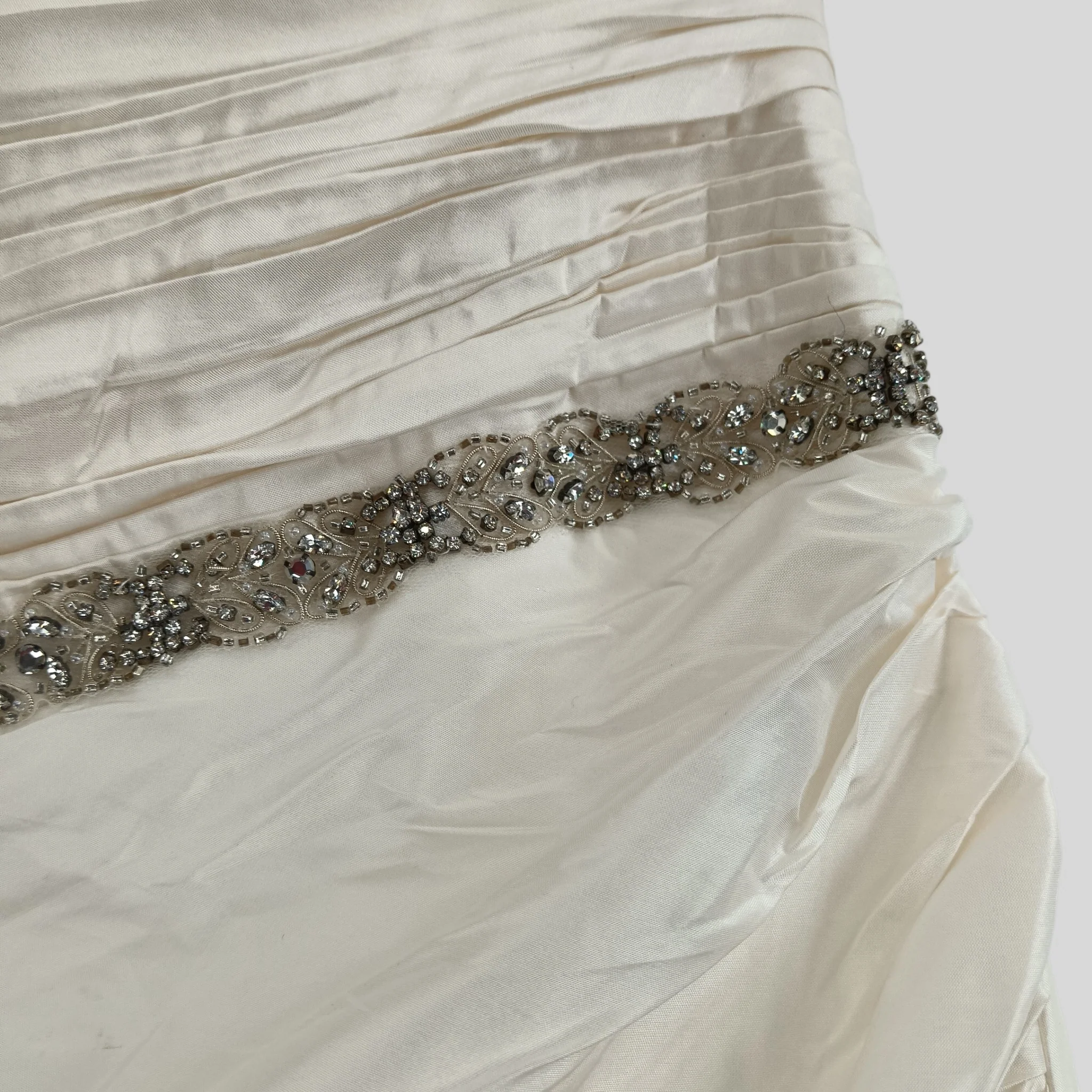 Suzanne Neville Ivory Strapless Embellished Pure Silk Wedding Dress UK 12 Womenswear | Pre-loved - Image 4