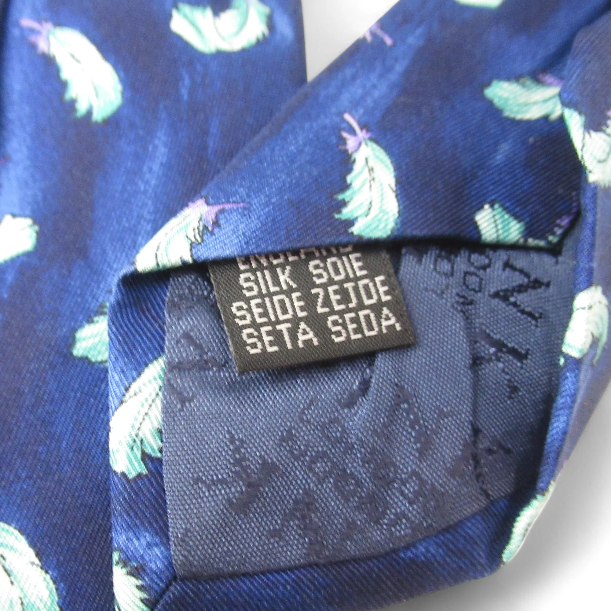 Thomas Pink Vintage Tie Blue Feather Silk Menswear | Preloved - Image 5