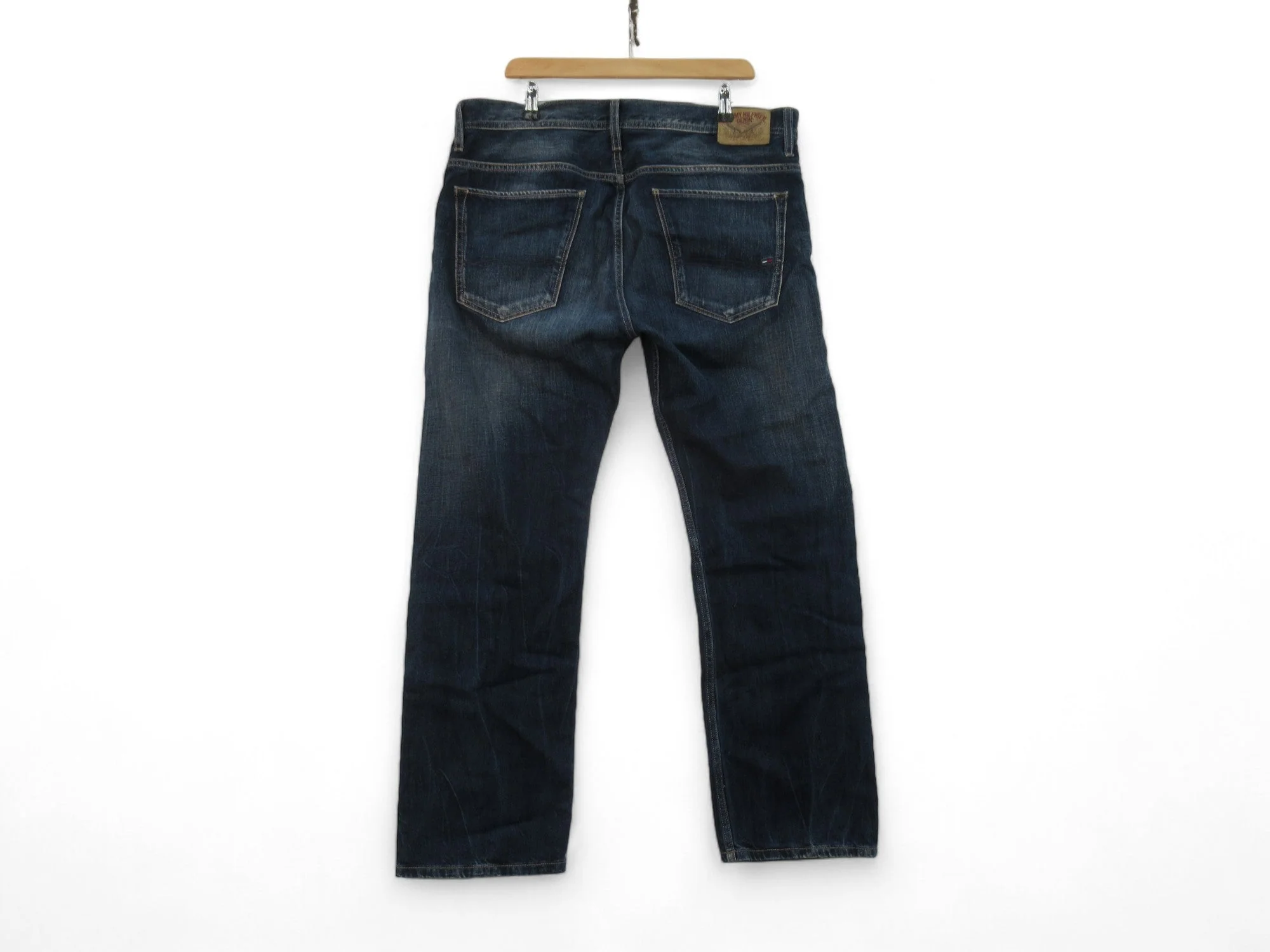 Tommy Hilfiger W38" L30" Blue Denim Jeans Menswear | Preloved - Image 3