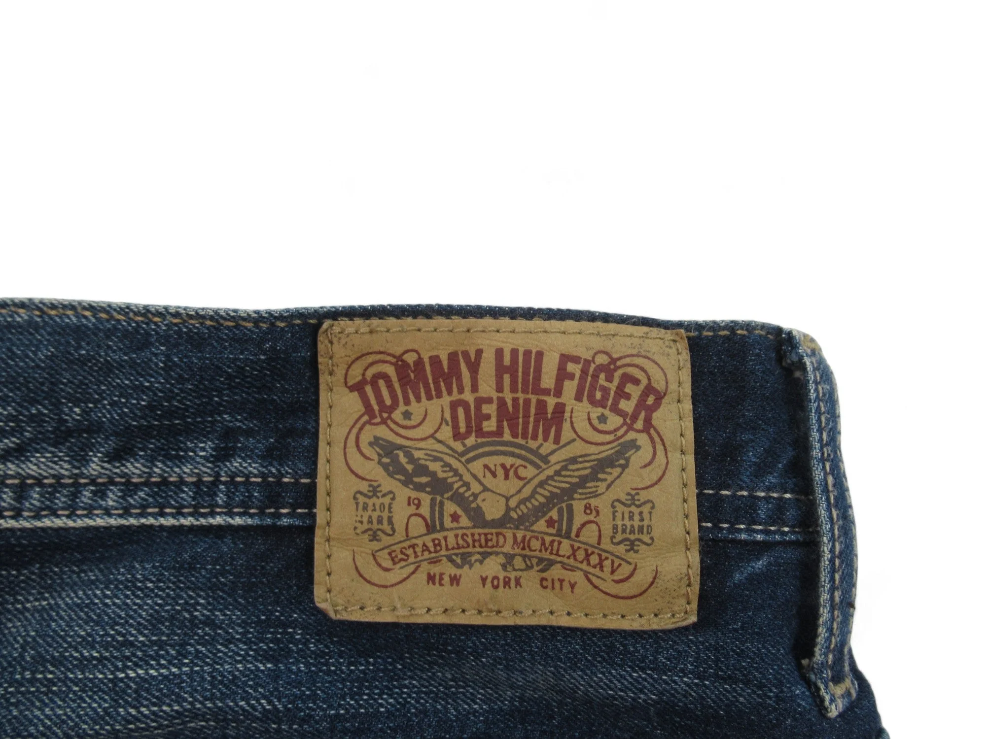 Tommy Hilfiger W38" L30" Blue Denim Jeans Menswear | Preloved - Image 4