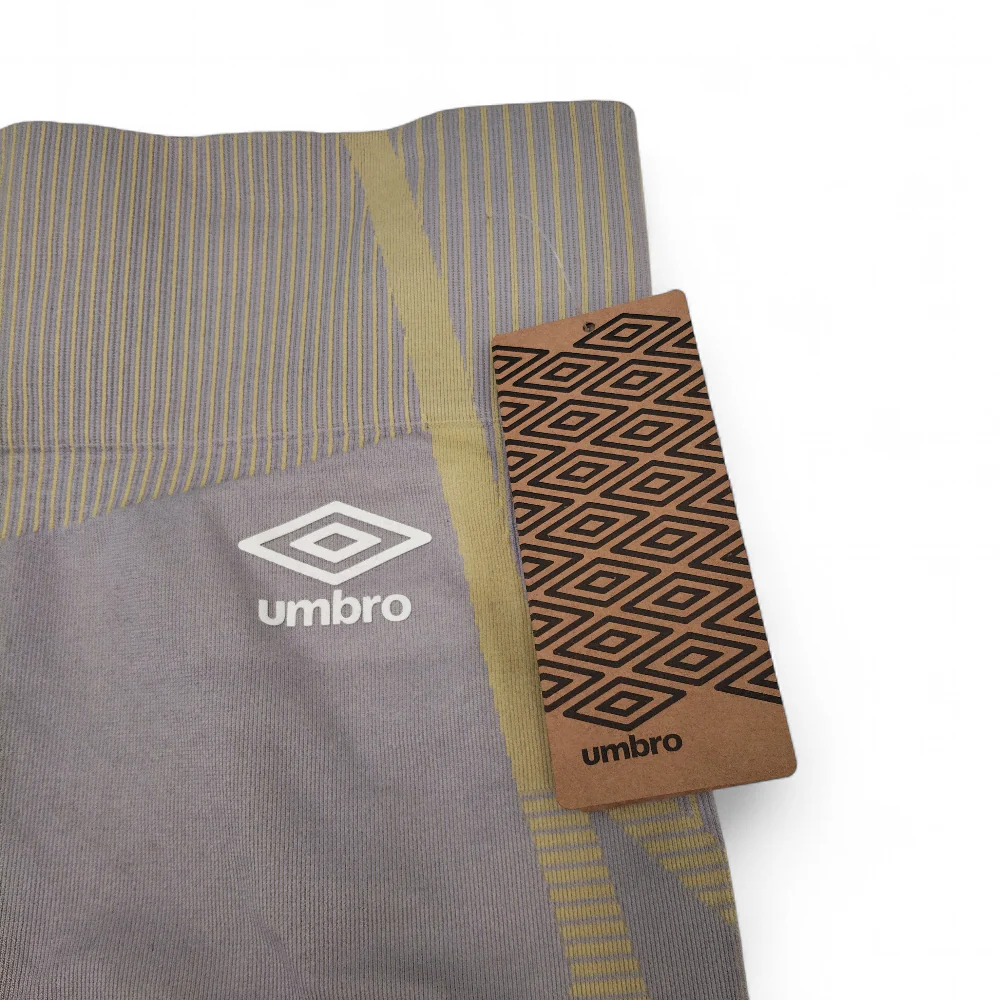 Umbro Seamless Gym Shorts UK 12 Grey Yellow Womenswear | Pre-loved - Image 4