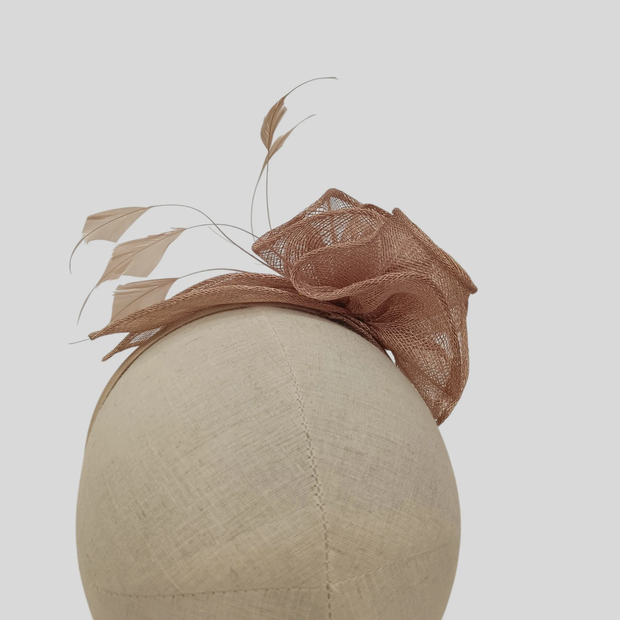 Unbranded Ladies Special Occasion Wedding Dark Beige Headband  Fascinator Womenswear | Pre-loved - Image 2