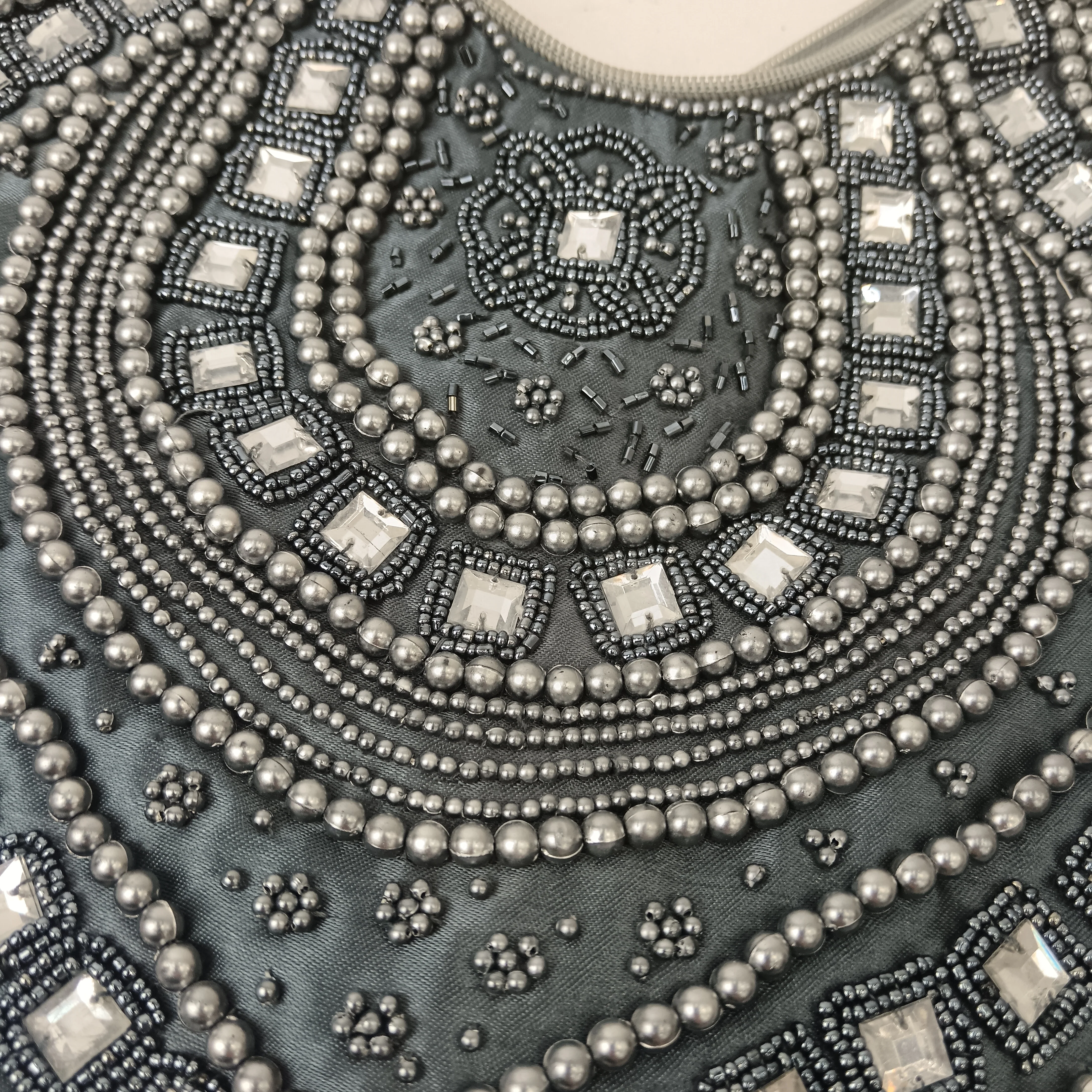 Unbranded Vintage Grey Silver Beaded Bag-  Womenswear | Pre-loved - Image 3