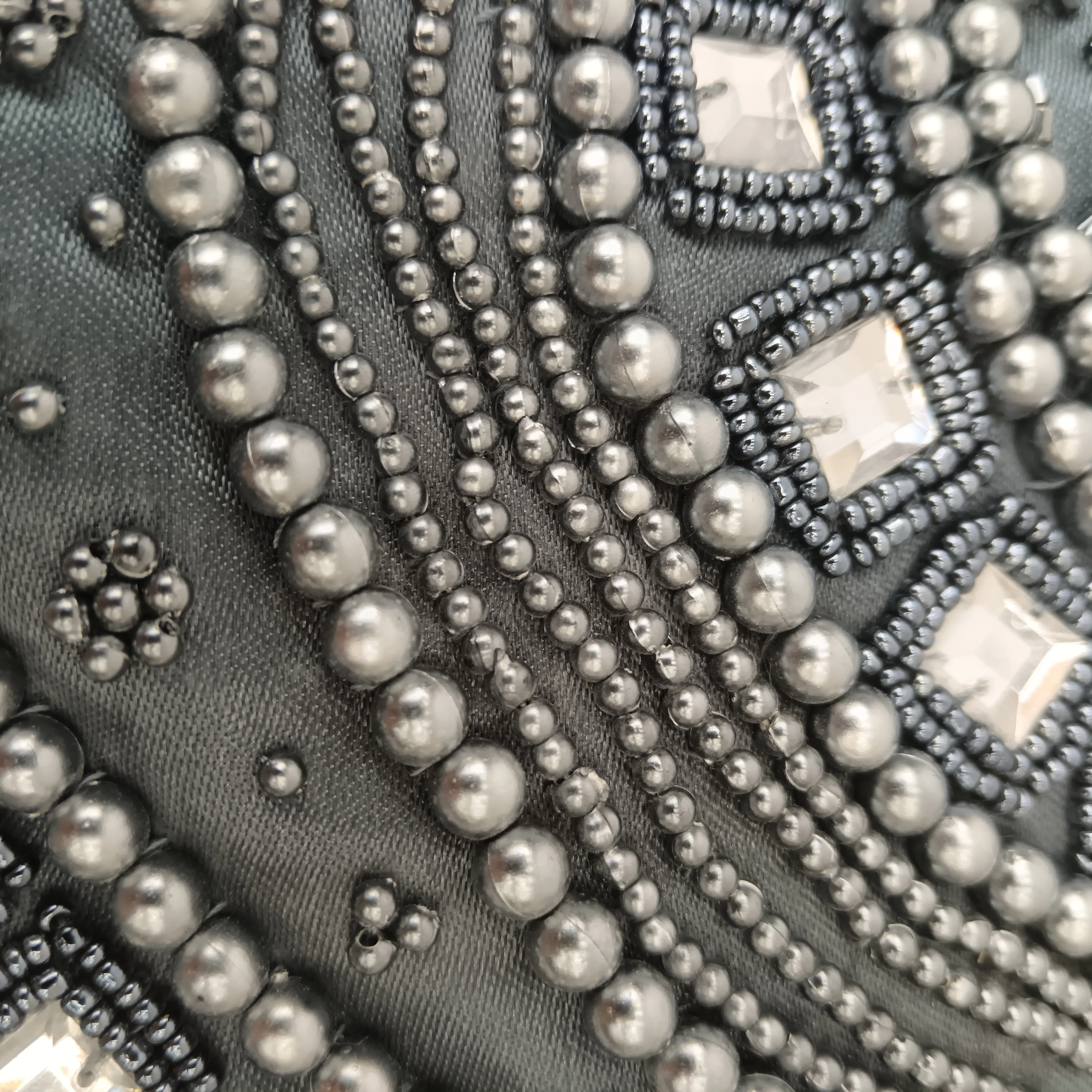 Unbranded Vintage Grey Silver Beaded Bag-  Womenswear | Pre-loved - Image 4