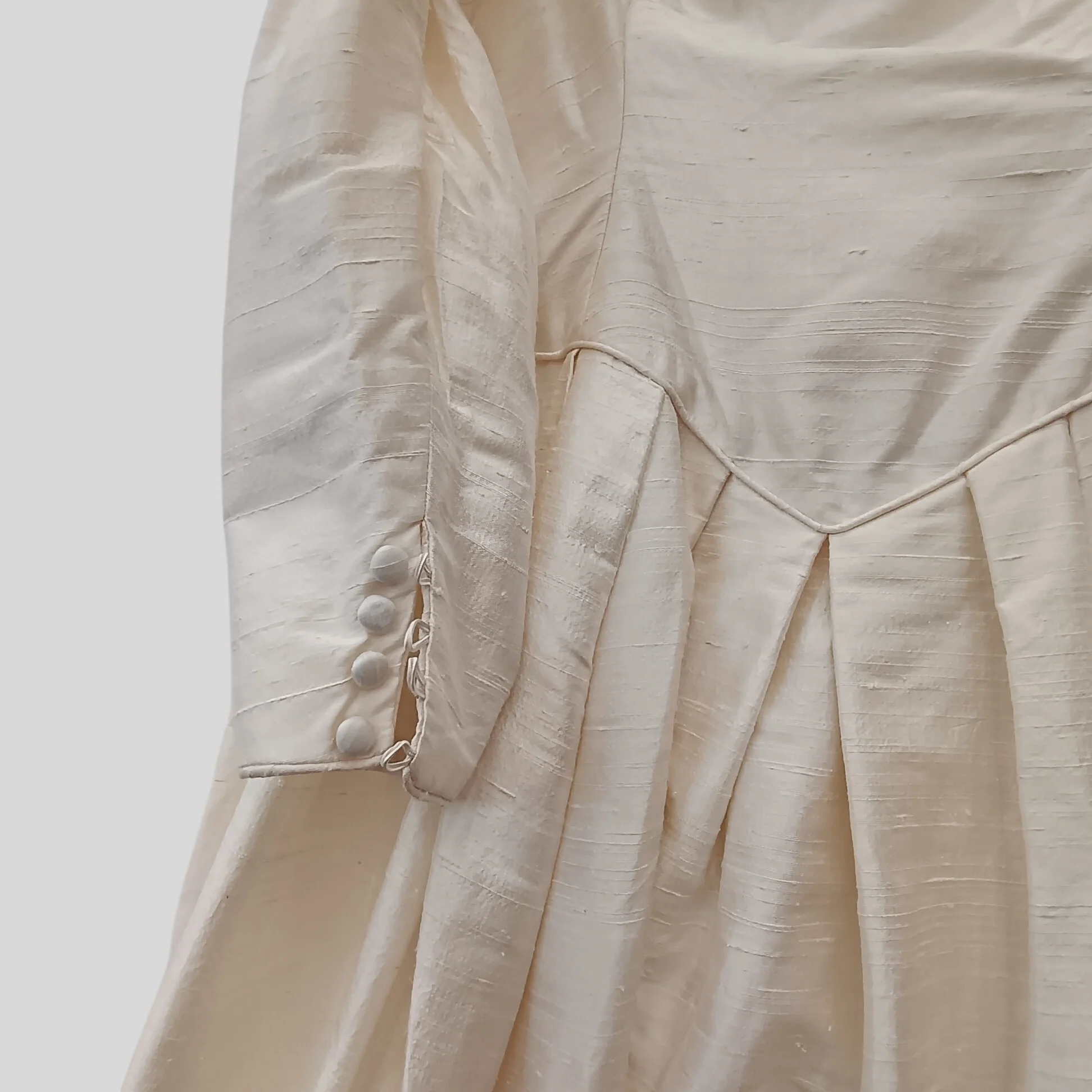 Vintage Catherine Nicoll Champagne Hi-low Wedding Dress Sleeved Back Bow UK Large Womenswear | Pre-loved - Image 3