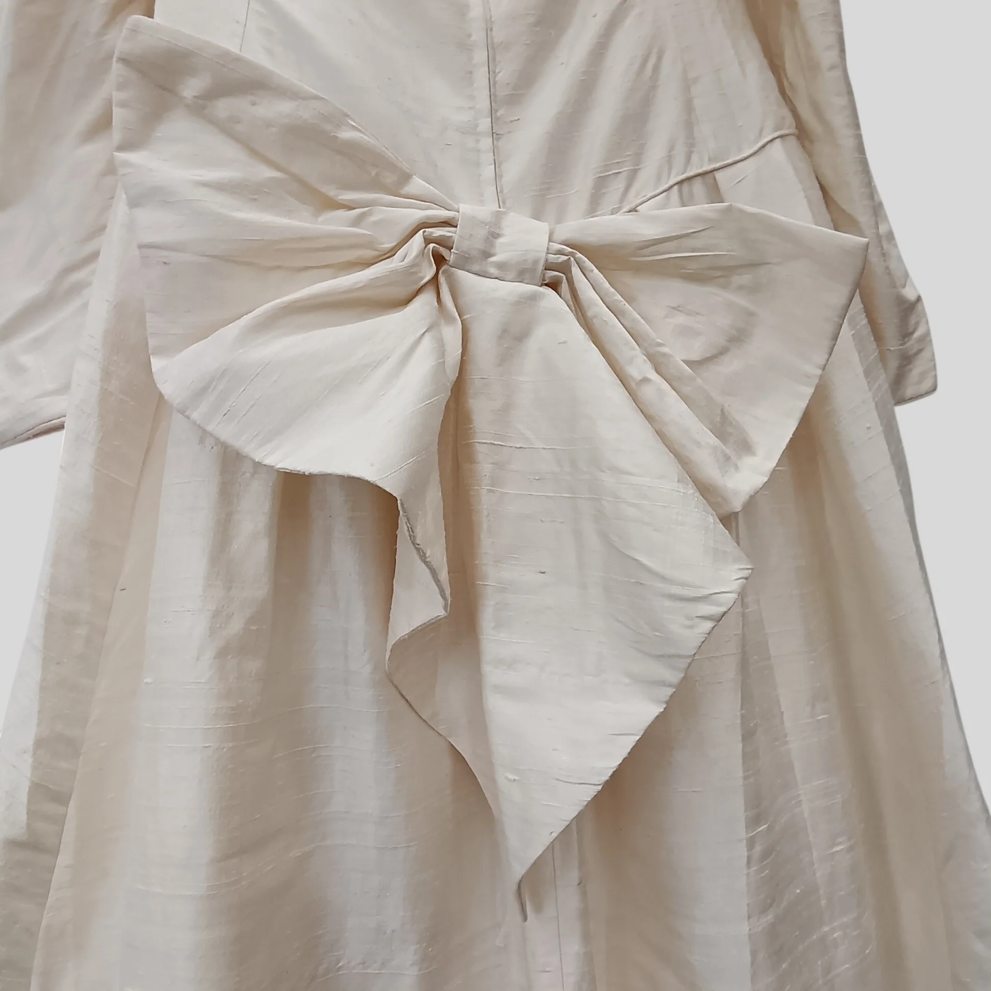 Vintage Catherine Nicoll Champagne Hi-low Wedding Dress Sleeved Back Bow UK Large Womenswear | Pre-loved - Image 4