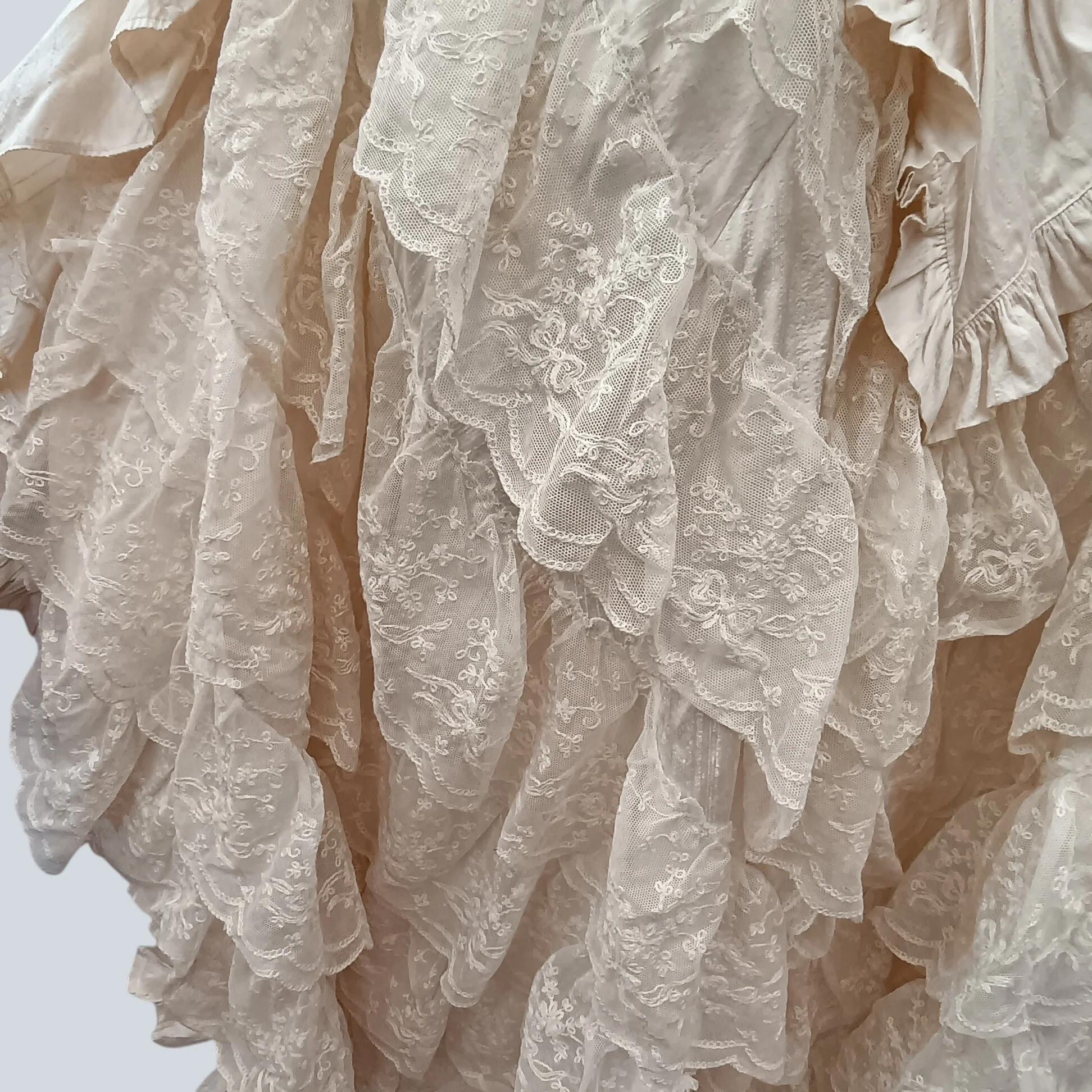 Vintage Champagne Hi-low Wedding Dress Off Shoulder Short Sleeve UK Medium Womenswear | Pre-loved - Image 6