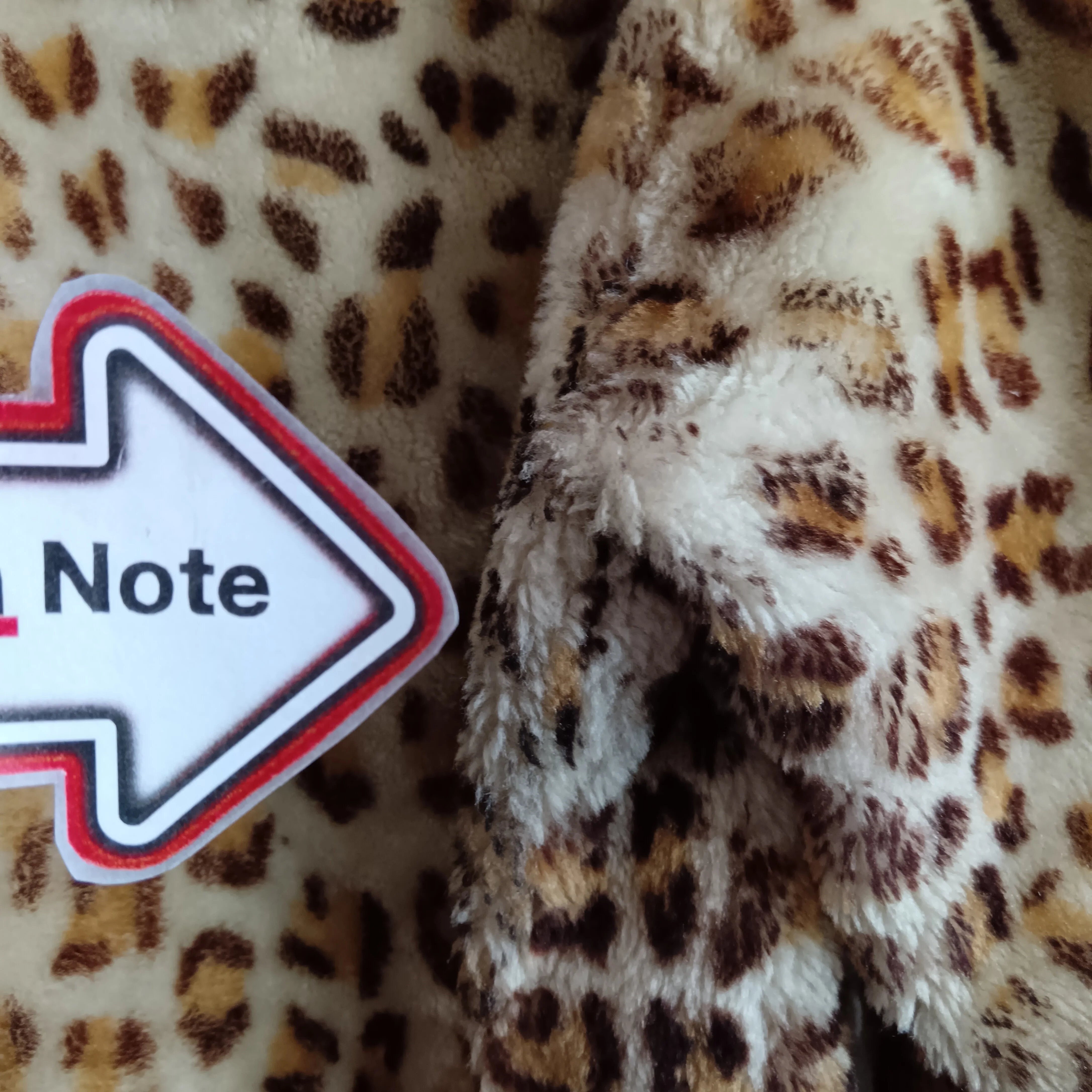 Vintage Coat - Royal Caster - Best Beaver Lamb - Leopard Print  Women's Large -Womenswear | Pre-loved - Image 6