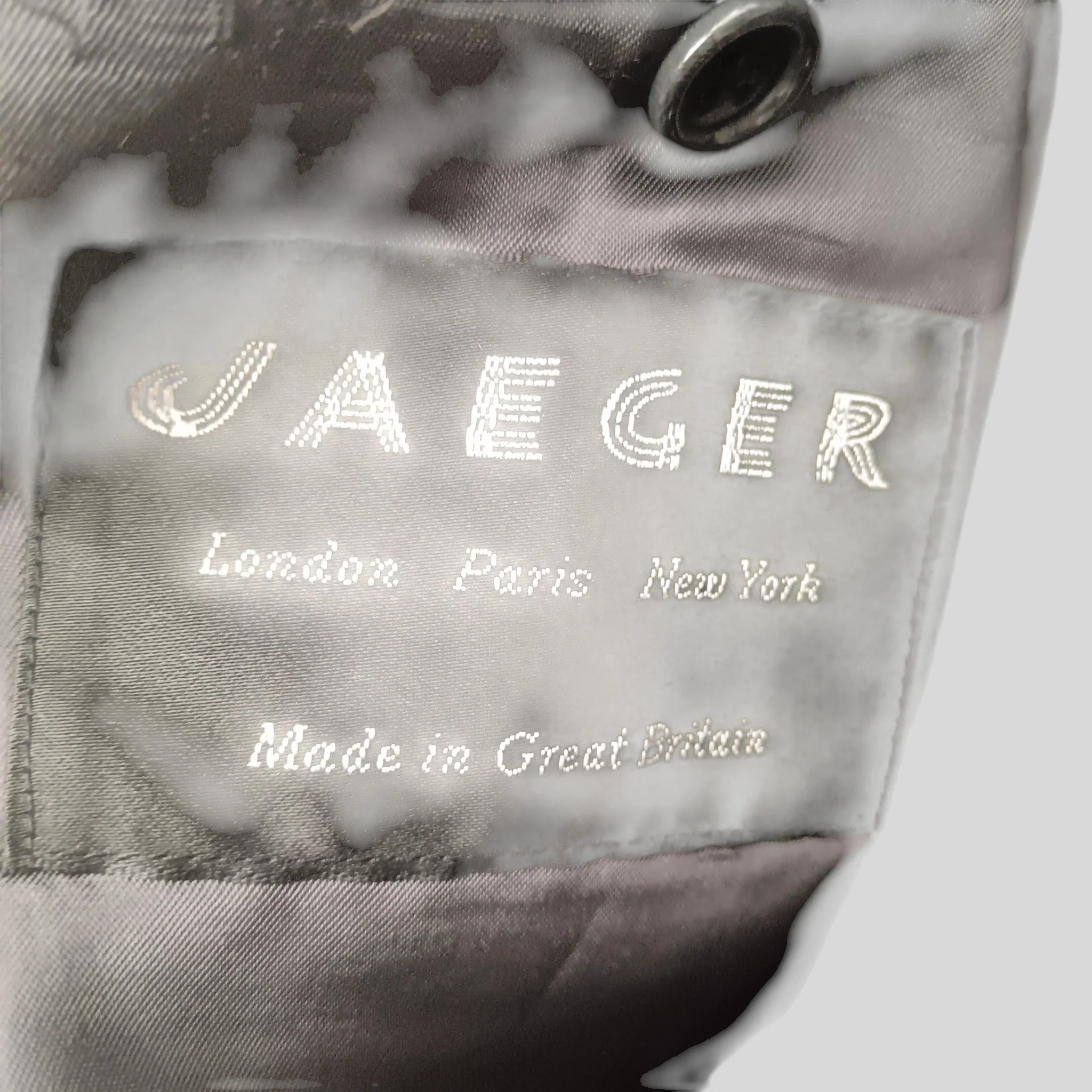 Vintage Jaeger Men's Black / White Jacket Wool and Silk UK 50 Long- Menswear | Pre-loved - Image 5