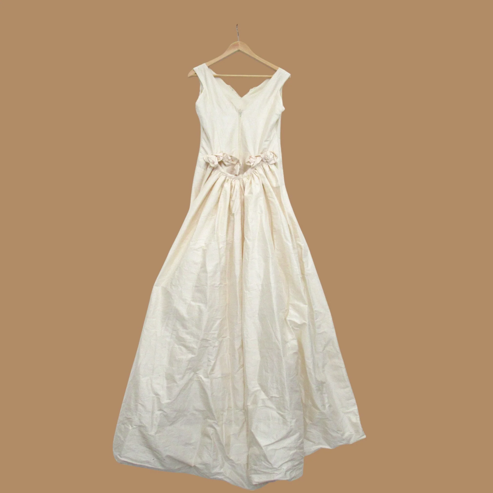 Vintage Wedding Dress Champagne 10-12 Womenswear | Pre-loved - Image 2