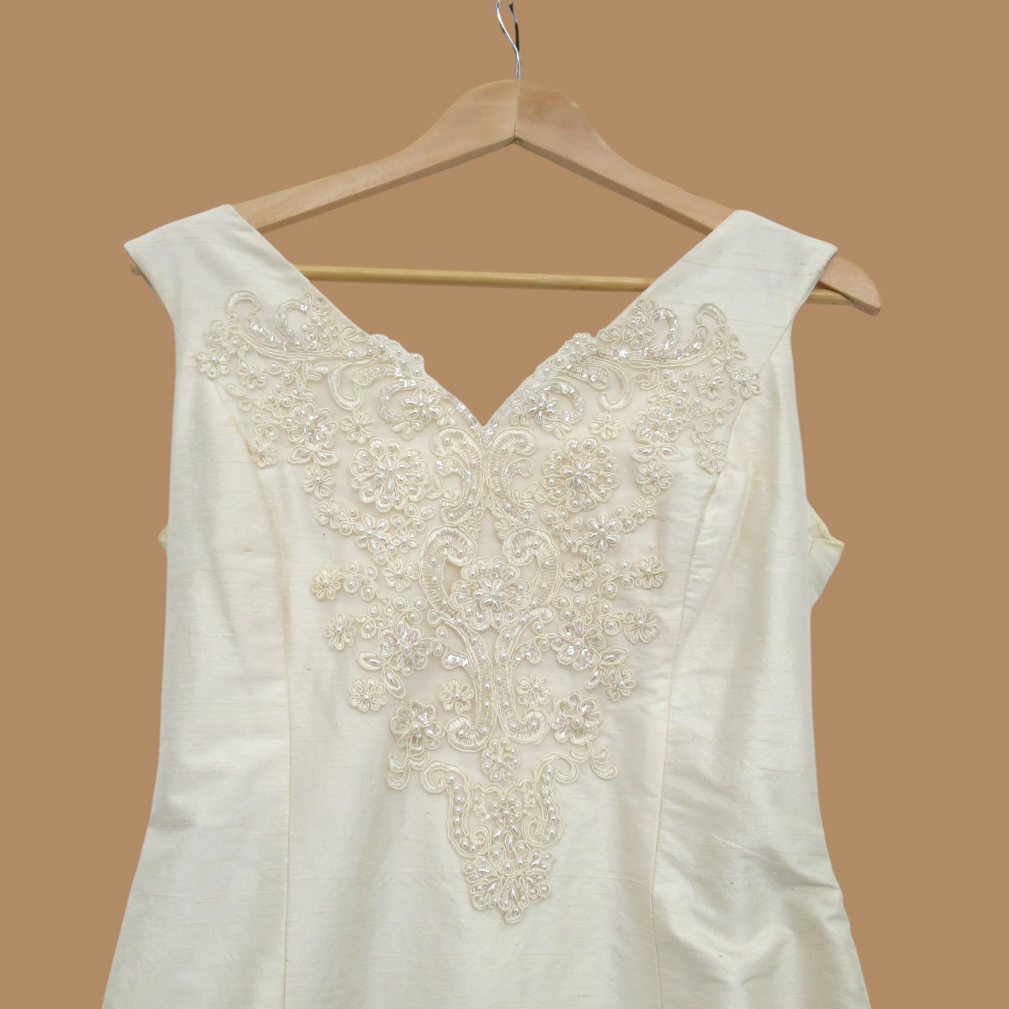 Vintage Wedding Dress Champagne 10-12 Womenswear | Pre-loved - Image 3