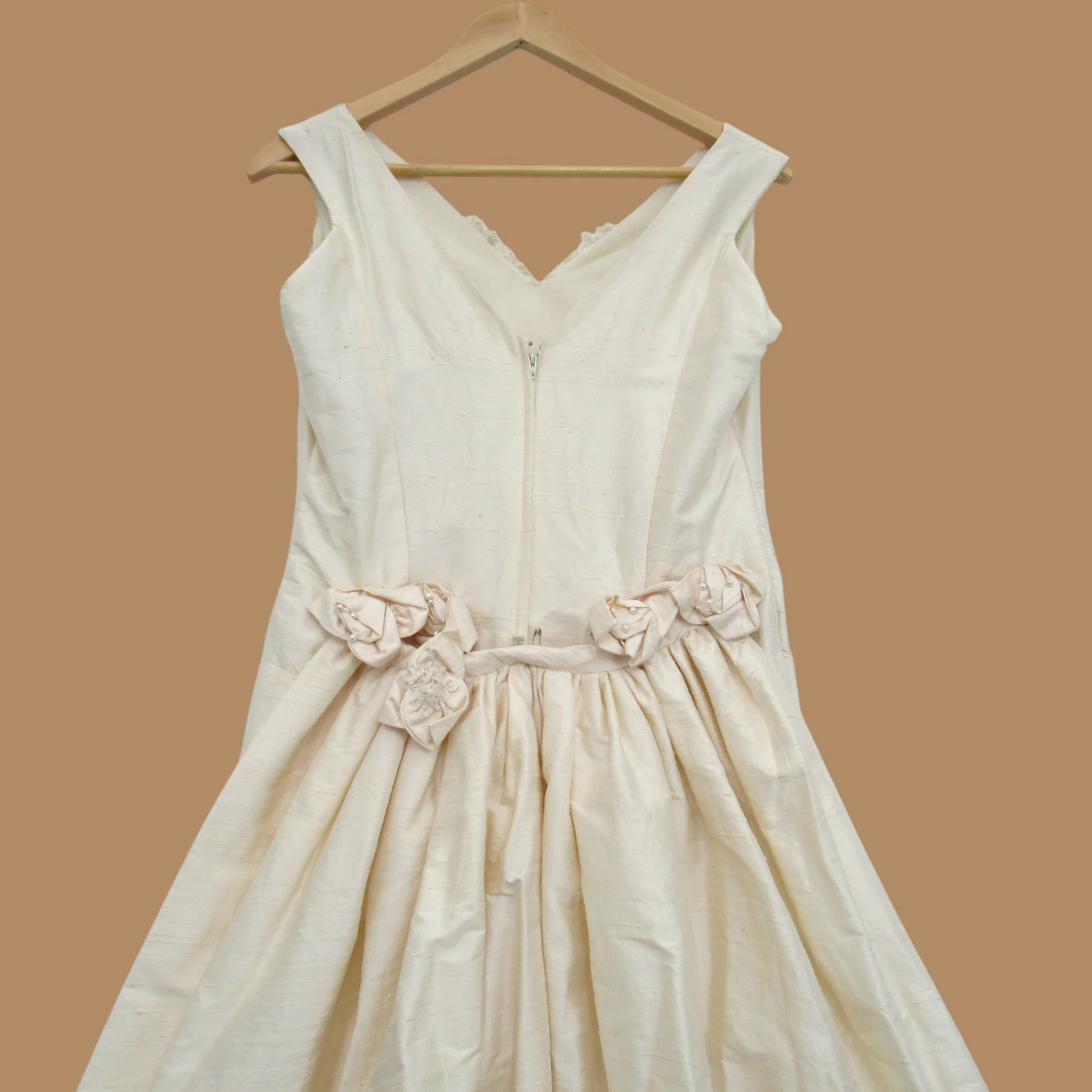 Vintage Wedding Dress Champagne 10-12 Womenswear | Pre-loved - Image 4