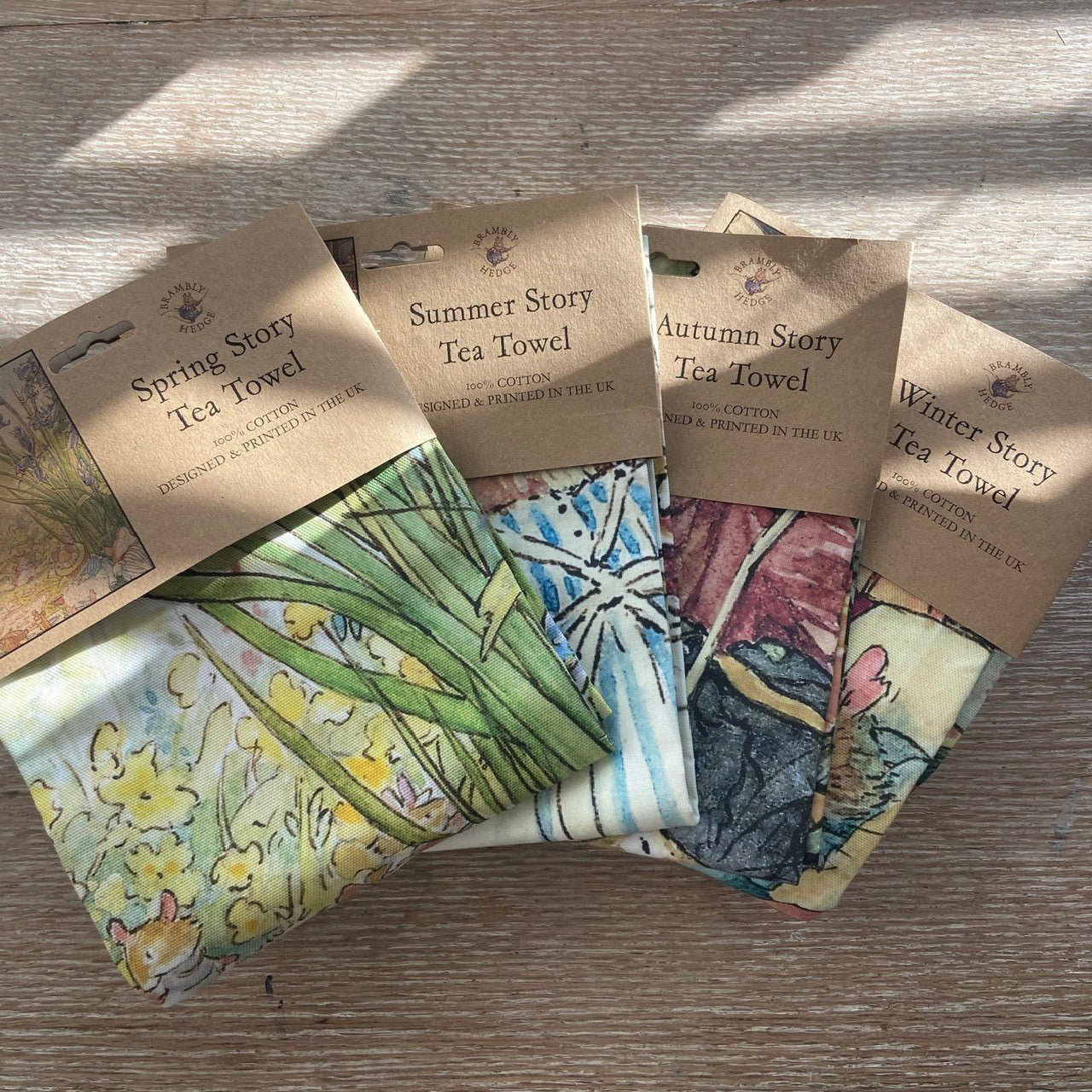 Winter Brambly Hedge | Tea towel - Image 3
