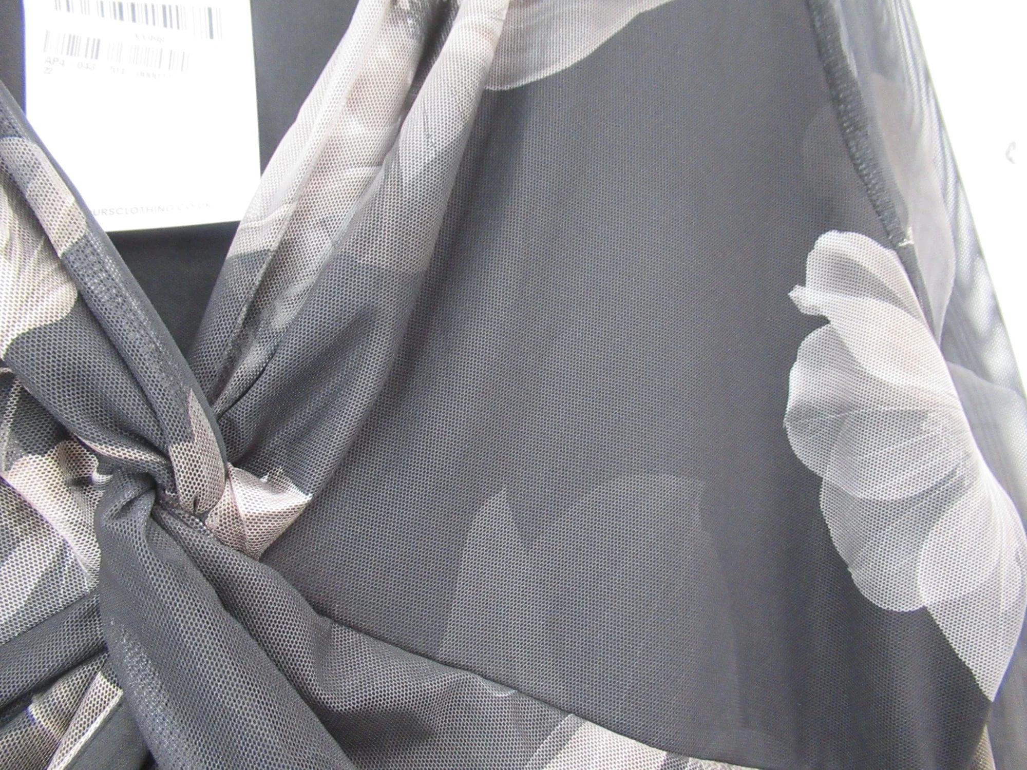 Yours Clothing London Dress UK 22 Floral Womenswear | Pre-loved - Image 4