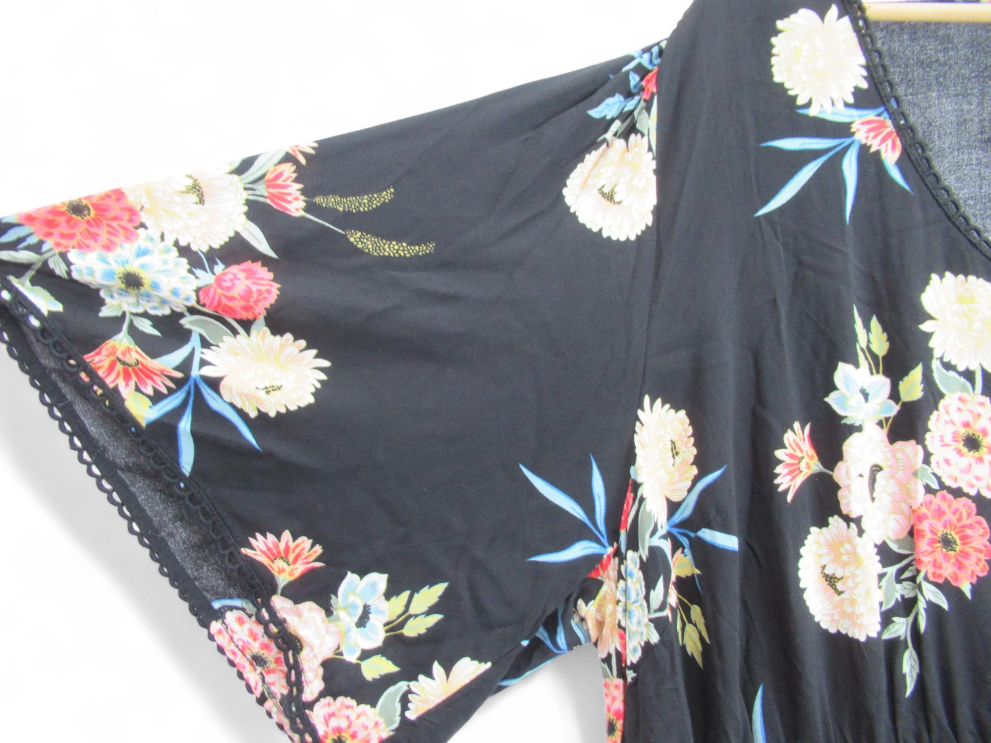 Yours Floral Dress UK 26/28 Black Frill Hem Womenswear | Pre-loved - Image 7