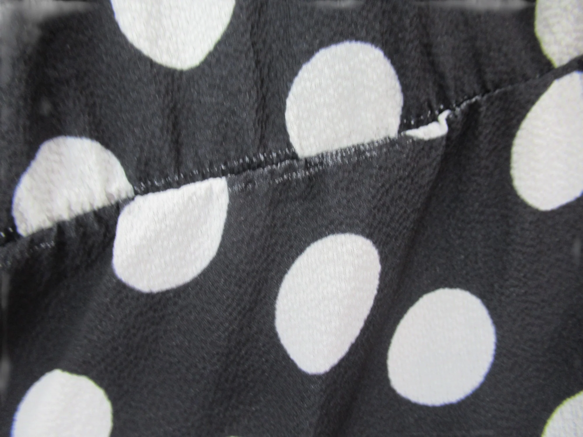 Yours Spotty Dress Black White UK 26/28 Womenswear | Pre-loved - Image 5