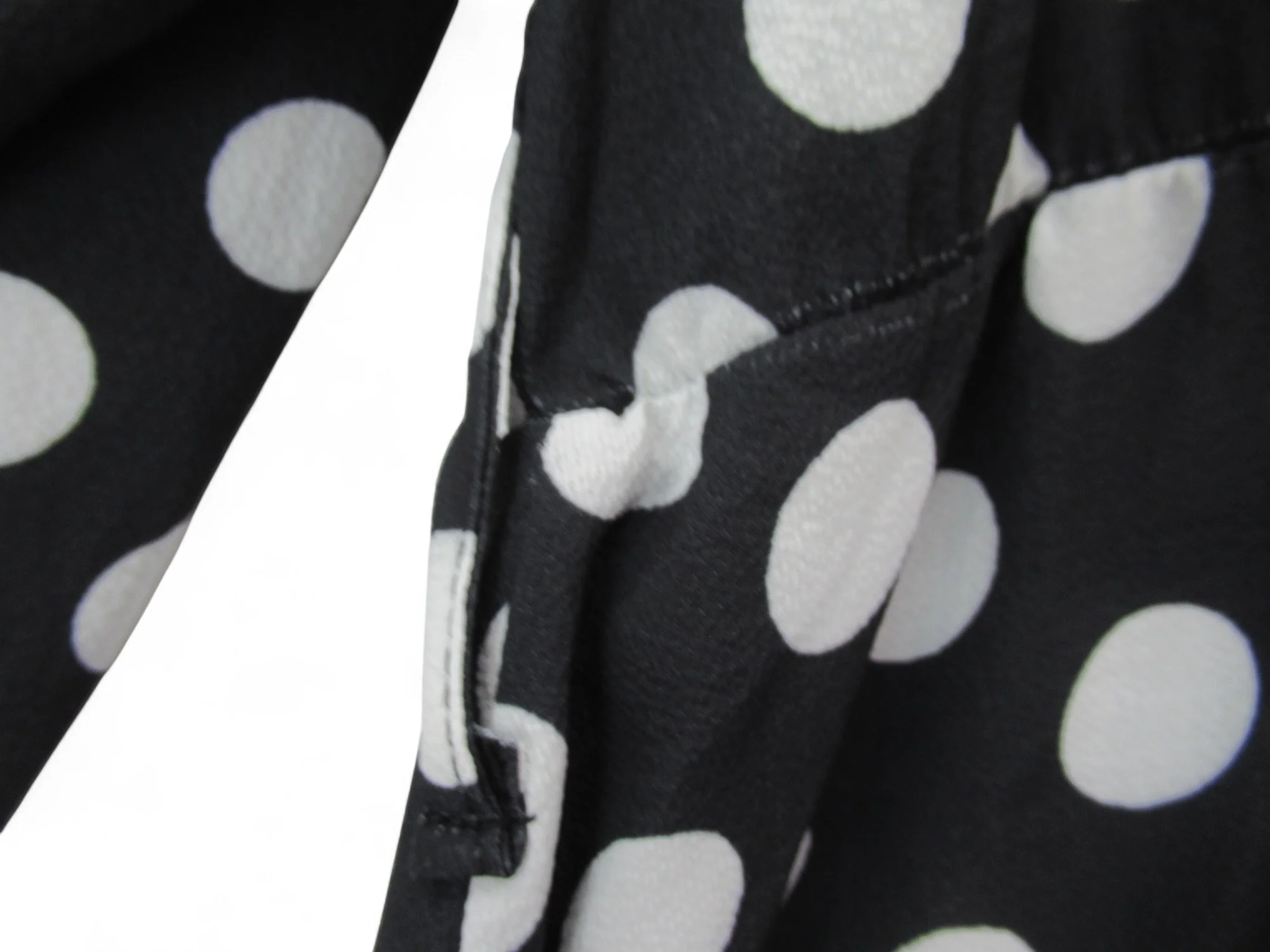 Yours Spotty Dress Black White UK 26/28 Womenswear | Pre-loved - Image 6