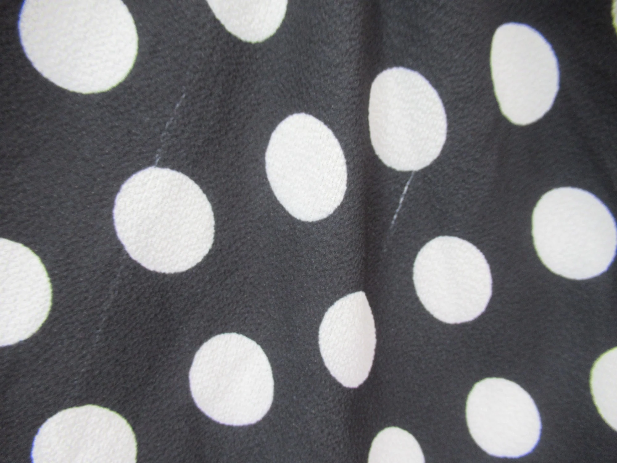 Yours Spotty Dress Black White UK 26/28 Womenswear | Pre-loved - Image 7